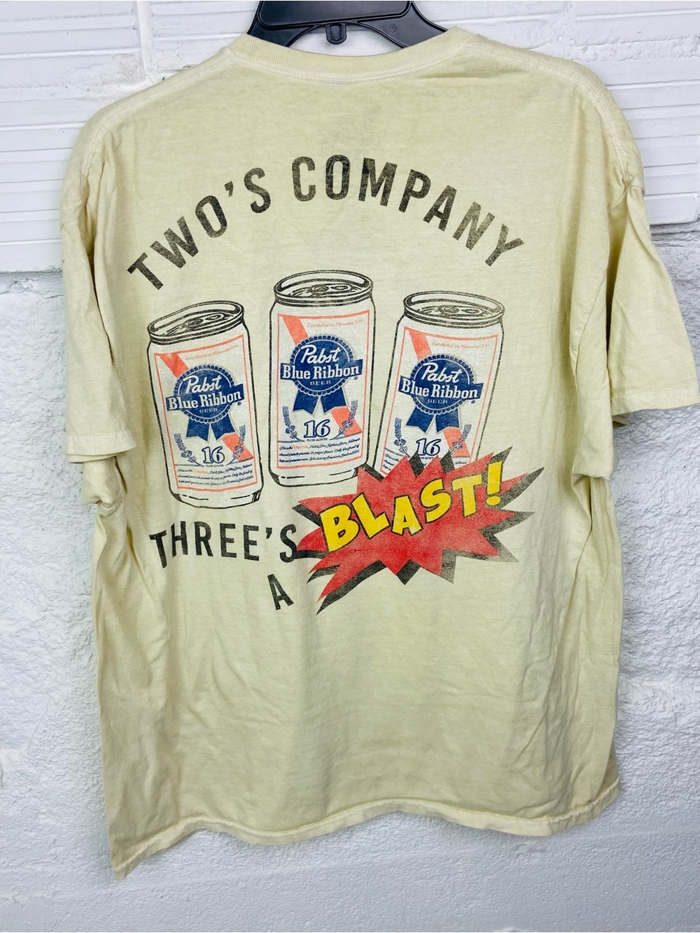 Pabst Blue Ribbon twos company threes a blast  tan beer cotton Graphic Tee SZ L